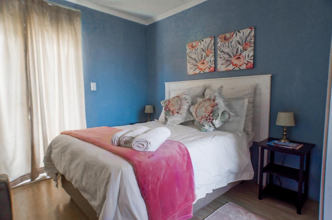 Seroloana Guest House Рустенбург Екстериор снимка