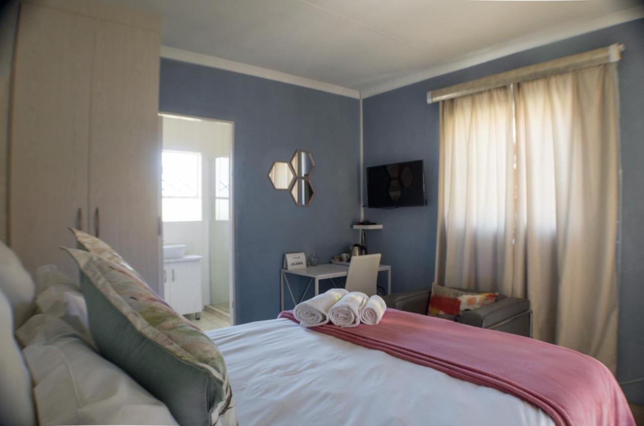 Seroloana Guest House Рустенбург Екстериор снимка